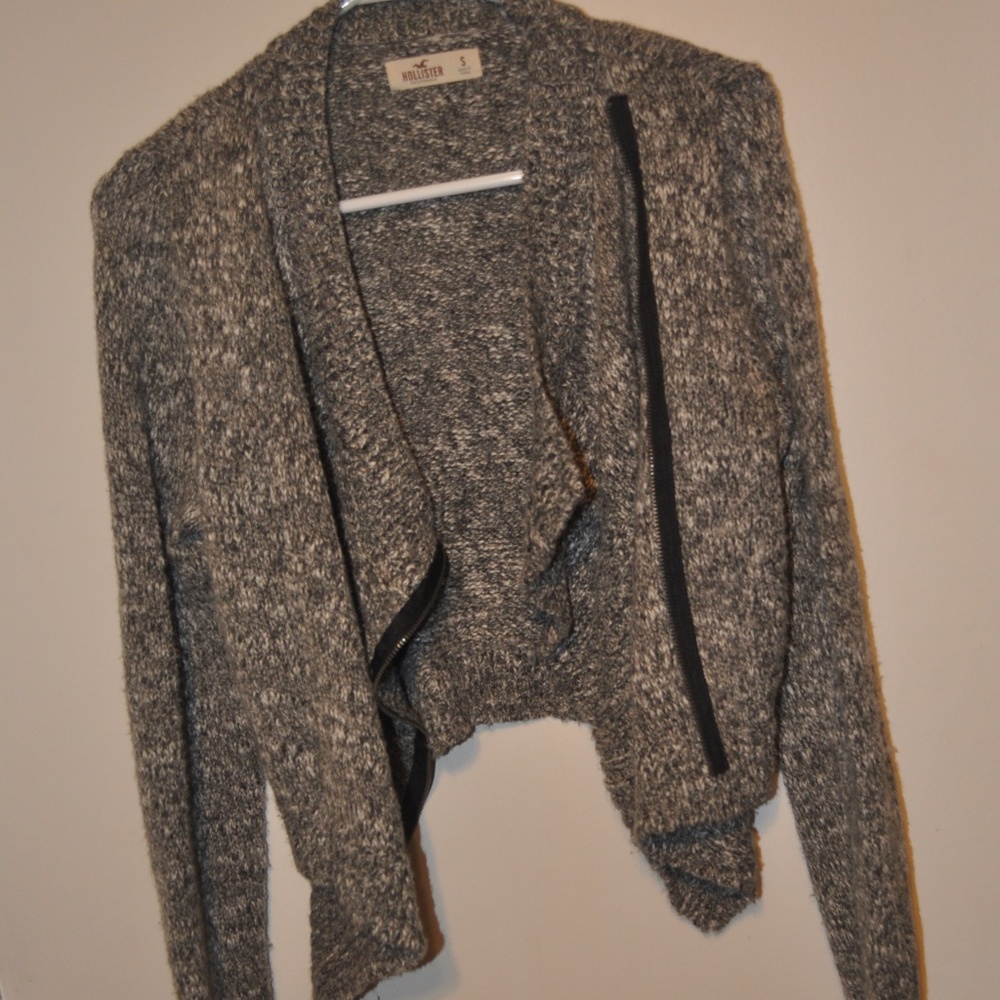 Hollister Small Zip Cropped Sweater